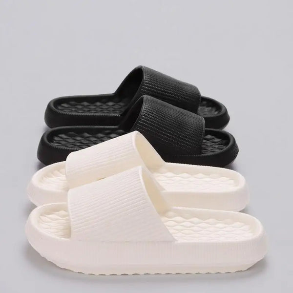 Women Thick Platform Cloud Slippers Eva Cfortable Non-Slip Home Slides Women Summer Lightweight Soft Sole Sandals Flip Flops