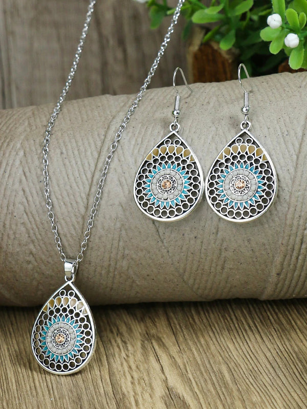 Earrings for Women Bohemian Vacation Short Necklace Jewelry Set